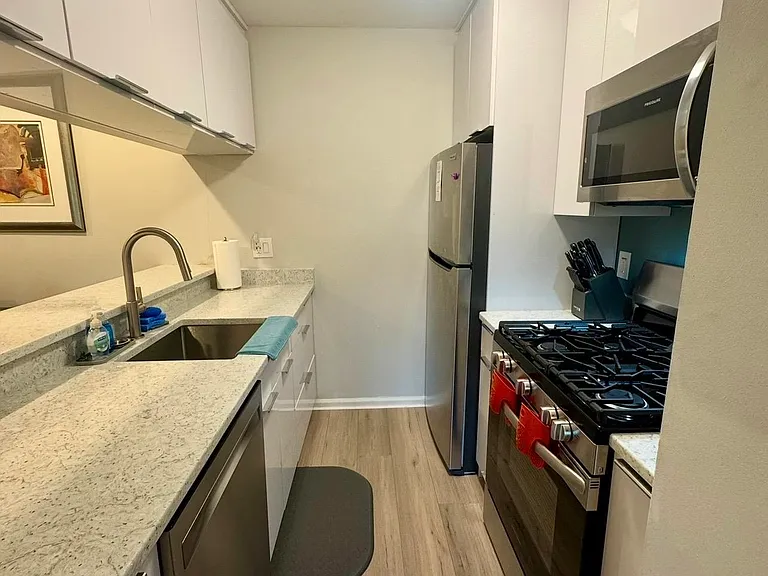 76 Cherry St — Photo 11