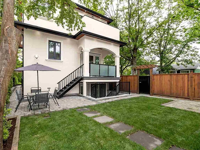 3106 W 10th Ave — Photo 19