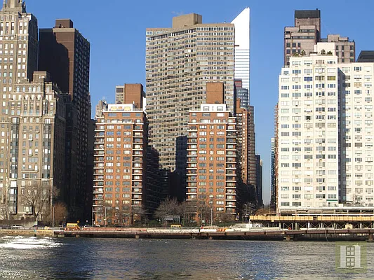 Sold by Halstead Real Estate | media 16