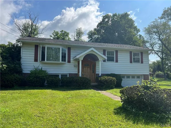 2116 Wallace St, Stroudsburg, PA 18360