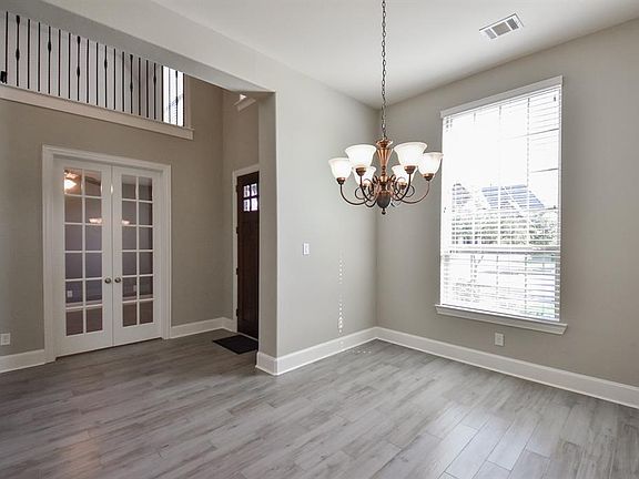 4th image of 6707 Fairwood Creek Ln