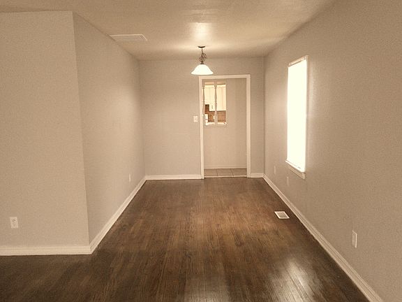 4th image of 4 SE 56th St