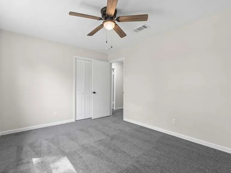 4417 Dawson Dr — Photo 3