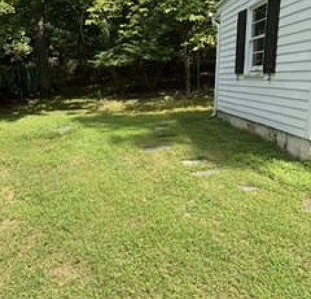 3rd image of 366 Warrenville Rd