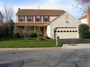 215 Bristol Downs Dr, Gaithersburg, MD 20877