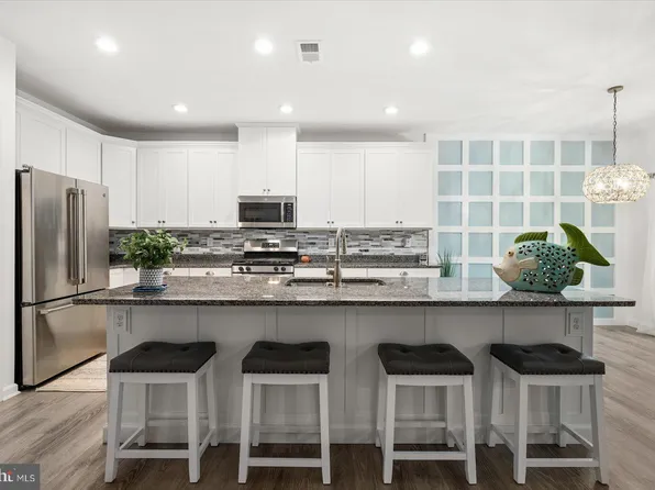 37297 Woods Run Cir, Selbyville, DE 19975