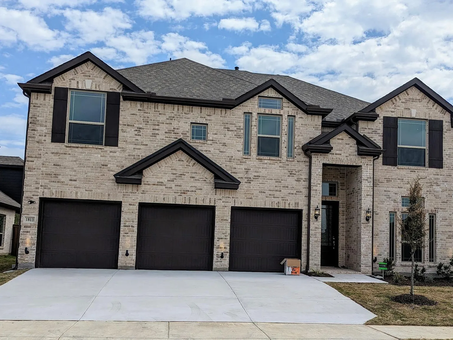 1813 Ordonez Dr — Photo 1
