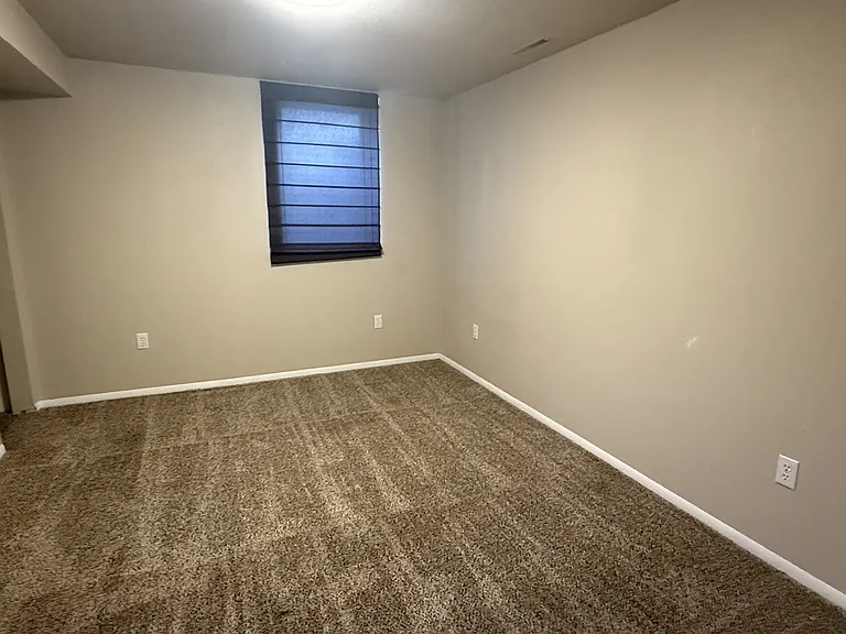 3390 Canyon Dr #D11 — Photo 13