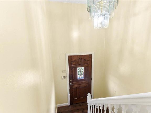 2nd image of 4645 Sperry Ave