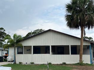 118 Admiral Cir, Sebastian, FL 32958