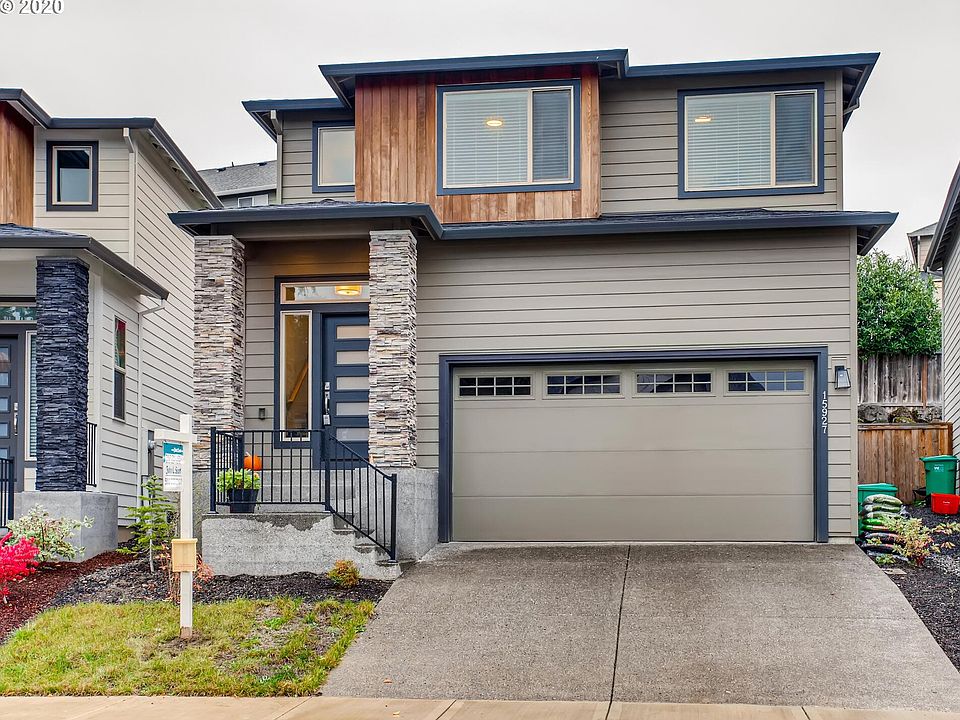 1st image of 15927 SE Tallina Dr