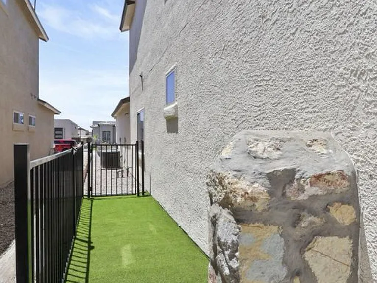 14709 Tierra Haven Ave — Photo 8