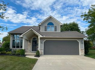 114 Park St, Russia, OH 45363