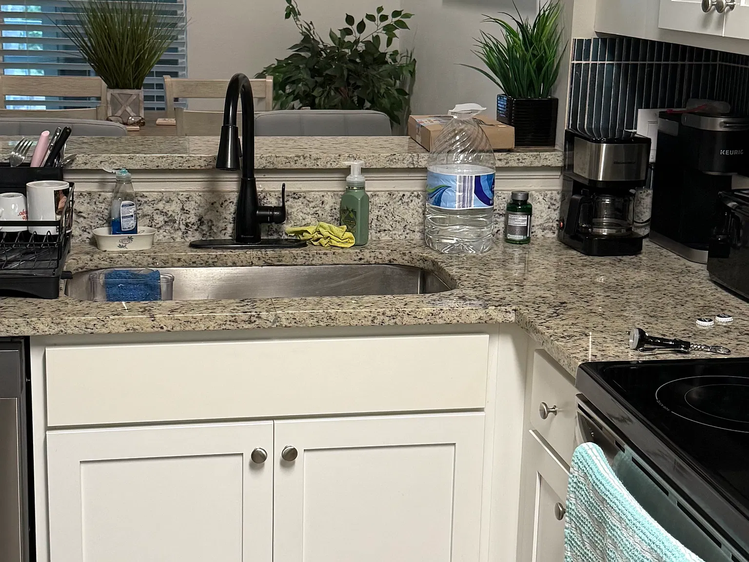 2 bed, 912 sqft, $1,600 — Photo 3