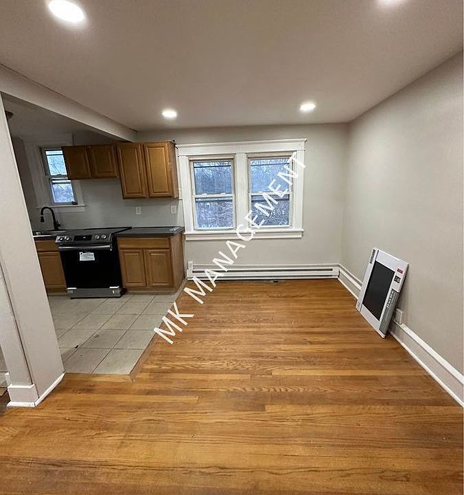 1st image of 107 River St #3