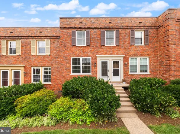 1400 S Edgewood St APT 521, Arlington, VA 22204