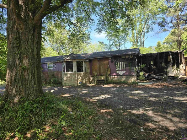 17 Sunset Cir, Fort Valley, GA 31030