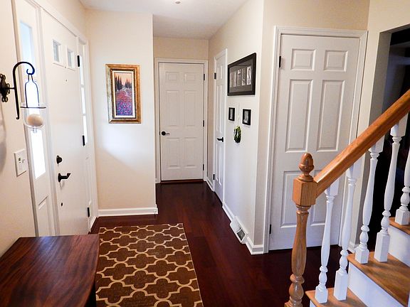 3rd image of 6754 Chadbourne Dr