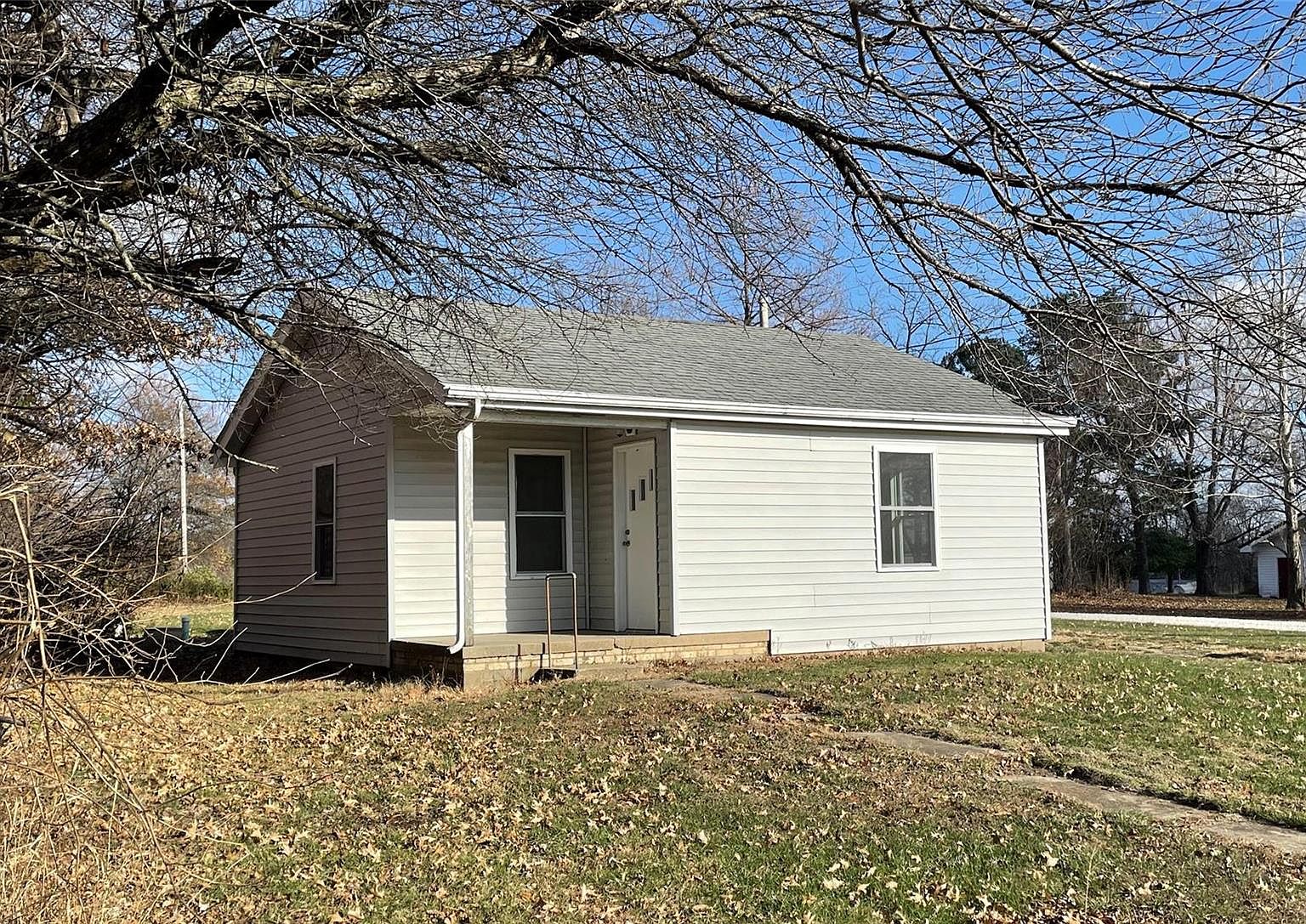 170 S Main St, Eolia, MO 63344 Zillow
