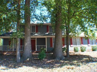 5870 Pettigrew Dr, Fayetteville, NC 28314
