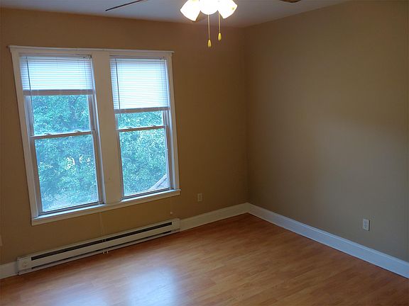 3rd image of 213 Green St APT 2