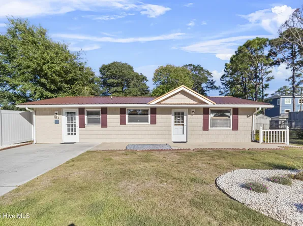 314 Keziah Street, Oak Island, NC 28465