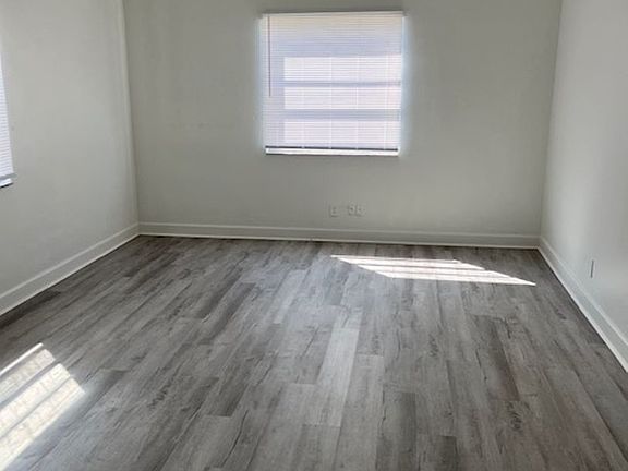 5th image of 1501 4th St S
