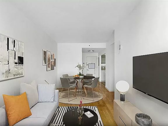 2nd image of 222 E 111th St APT 3F