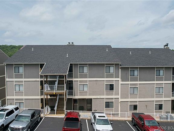 3rd image of 611 Lazy Days Rd APT R-8