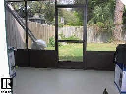 Florida Room w/extra storage