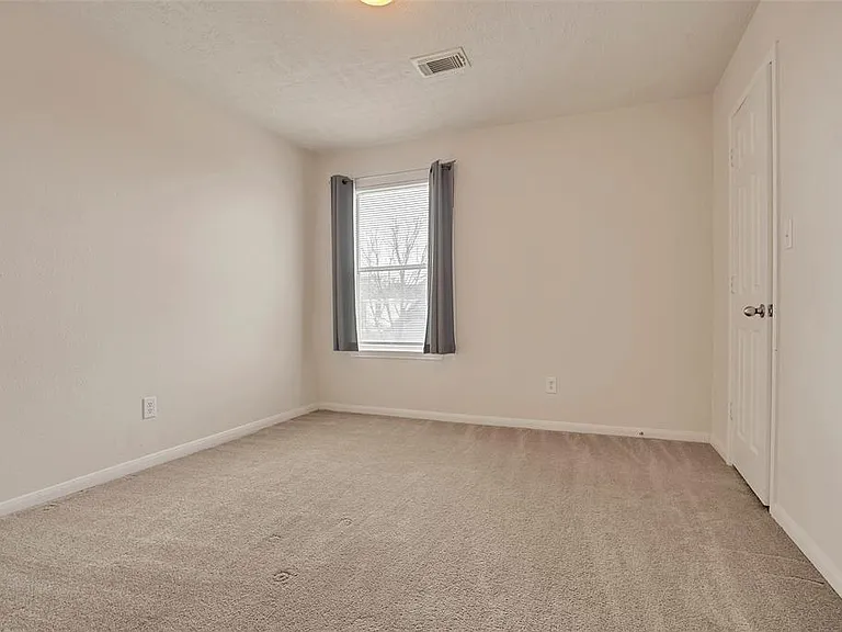 146 Horn Ct — Photo 20