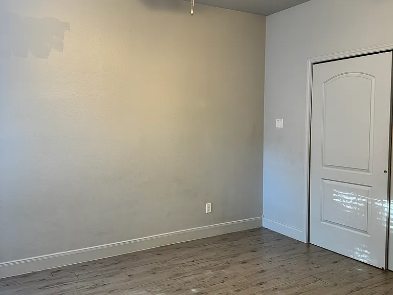 2407 Williams Ct — Photo 7