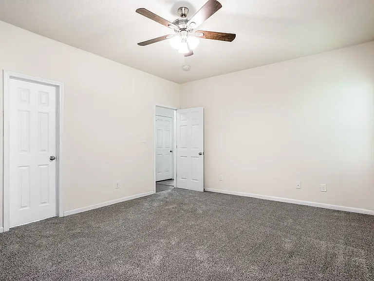 1056 S Philwood Ct — Photo 11