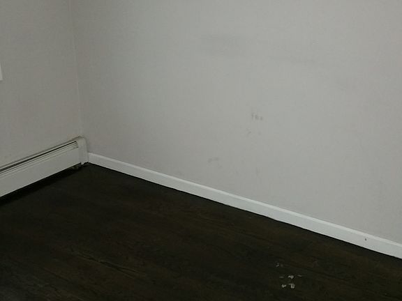 2nd image of 1296 Putnam Ave