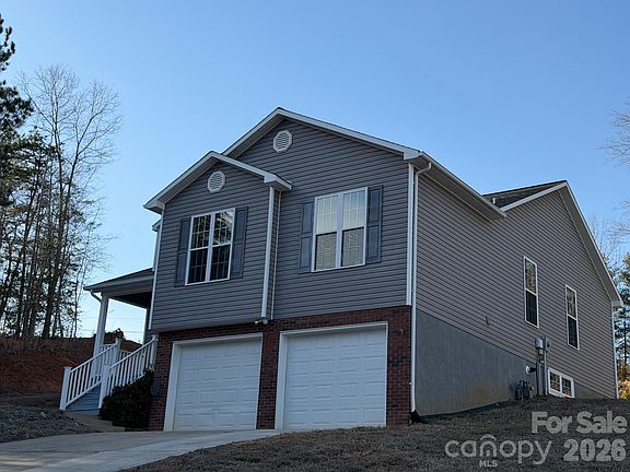 4th image of 210 S River Glen Dr