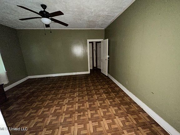 4th image of 3472 N Liberty St