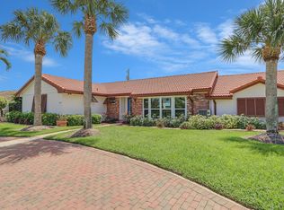 1111 Bimini Ln, Riviera Beach, FL 33404