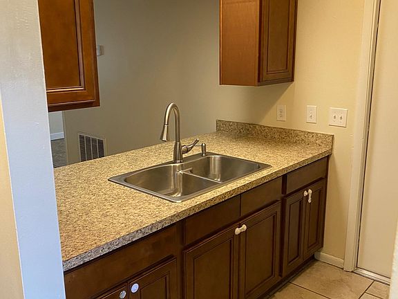 2nd image of 5126 Bird Ln