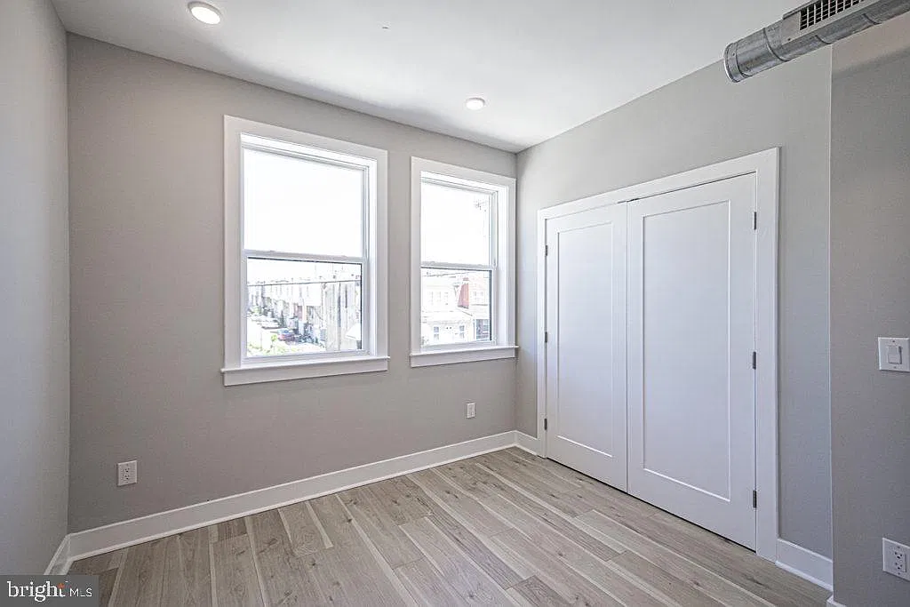 2 bed, 1.0 bath, $1,545 — Photo 4