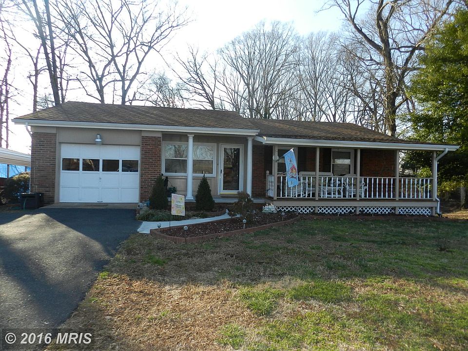 1st image of 819 Forbes St