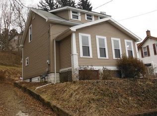 716 Hazel Ave, Ellwood City, PA