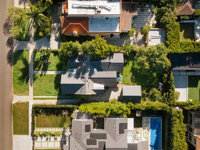 715 S Burlingame Ave, Los Angeles, CA, 90049