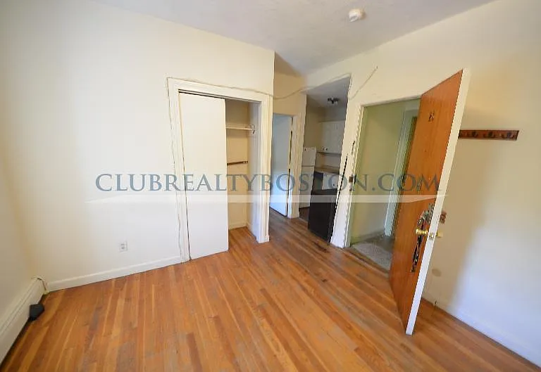 172 Beacon St #24 — Photo 3