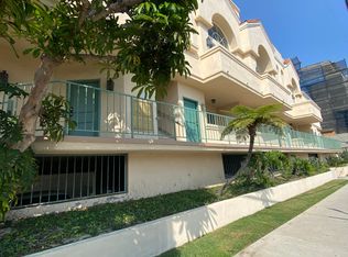 11952 Avon Way APT 205, Los Angeles, CA 90066