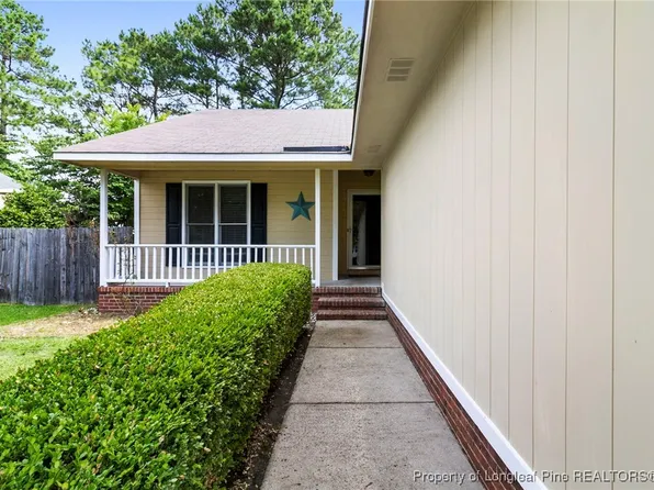 3820 Crusader Dr, Hope Mills, NC 28348