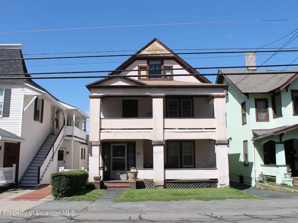 85 Belmont St, Carbondale, PA 18407