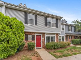 364 Aldeburgh Ave, Somerset, NJ