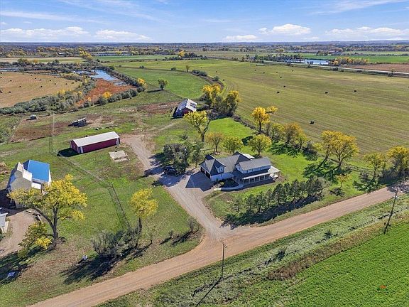 4th image of 18770 Rathbun Rd
