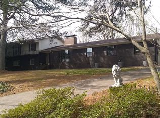 136 Castle Rd, Dalton, GA 30720