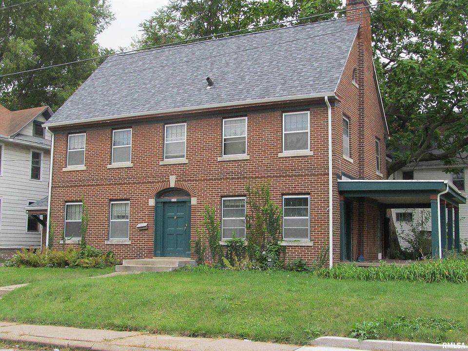 1st image of 131 W 15th St